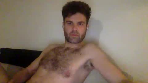 Snapshot of curiousnesssssss chatting on 16, 4, 2026 curiousnesssssss online show from 16, 4, 2026