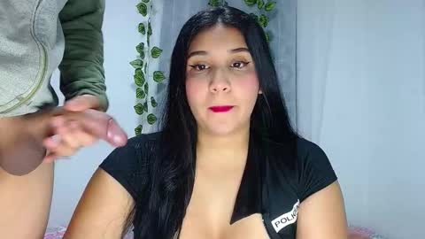 Snapshot of curiuscouplehot chatting on 1, 10, 2025 Pablo and emma online show from 1, 10, 2025