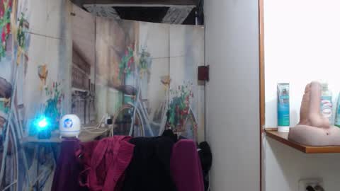 Snapshot of curly_greeneyed chatting on 14, 3, 2026 Vannesa online show from 14, 3, 2026