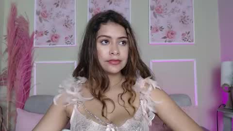 Snapshot of curlydani chatting on 7, 11, 2025 DANI online show from 7, 11, 2025