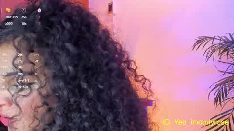 Snapshot of curlyrose_ chatting on 22, 10, 2025 Rose online show from 22, 10, 2025