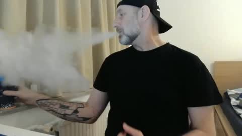 Curman85 online show from 17, 12, 2024