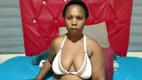 Snapshot of curveass93 chatting on 16, 6, 2026 curveass93 online show from 16, 6, 2026