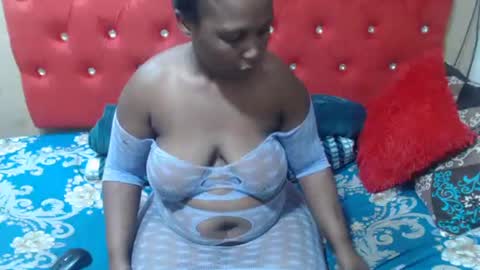 Snapshot of curveass93 chatting on 9, 7, 2026 curveass93 online show from 9, 7, 2026