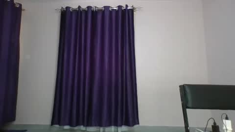 Essie online show from 12, 2, 2025