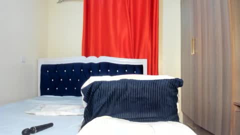 Curvy Latoya online show from 12, 11, 2025