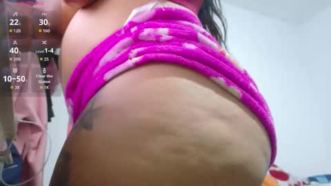 Snapshot of curvybigass_ chatting on 12, 3, 2026 Sofia online show from 12, 3, 2026