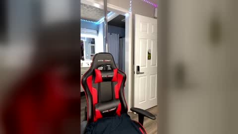 Snapshot of curvyfunlover chatting on 10, 2, 2026 curvyfunlover online show from 10, 2, 2026