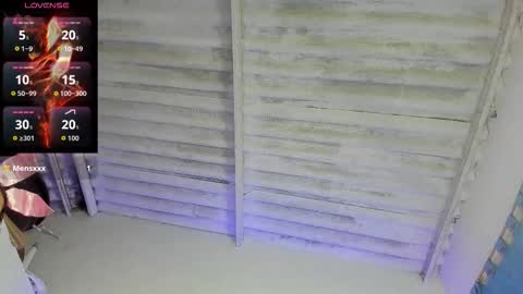 Snapshot of curvymature4u chatting on 10, 10, 2025 curvymature4u online show from 10, 10, 2025