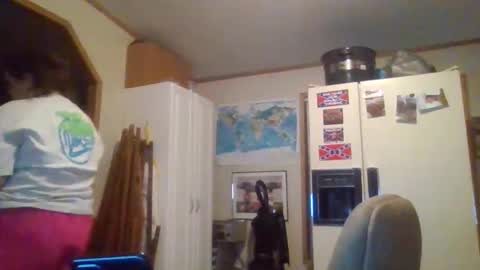 dahlia -kim online show from 31, 12, 2024