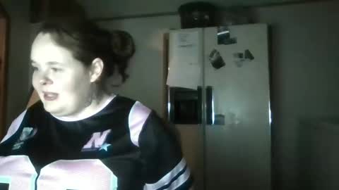 dahlia -kim online show from 9, 10, 2025