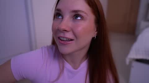 Snapshot of cute__foxy chatting on 24, 7, 2026 Foxy online show from 24, 7, 2026