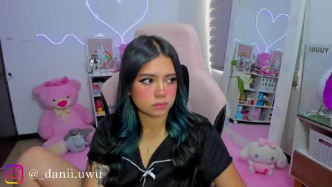 Snapshot of cute_dani__ chatting on 6, 4, 2026 Dani online show from 6, 4, 2026