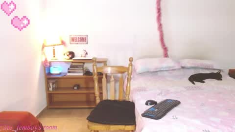 Snapshot of cute_femboy420 chatting on 4, 6, 2026 Valeria Vergara online show from 4, 6, 2026