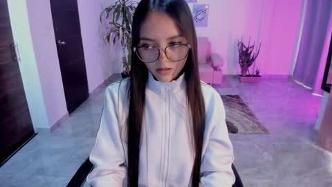 Bella Fox online show from 24, 2, 2026