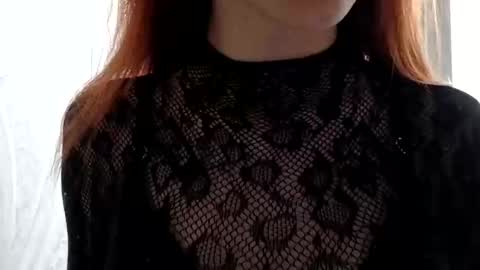 cute_foxis online show from 24, 5, 2026