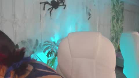 Sofa  online show from 14, 10, 2025