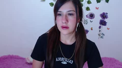 Snapshot of cute_isaa chatting on 22, 4, 2026 Isabella online show from 22, 4, 2026