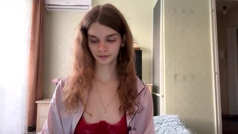 cute_kitte online show from 26, 10, 2025