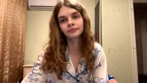 cute_kitte online show from 20, 11, 2025
