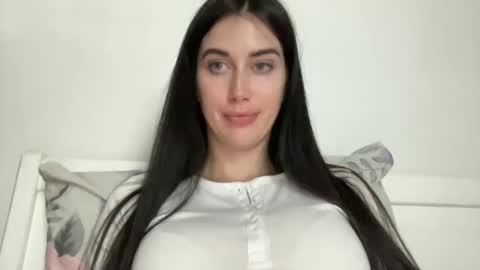 cute_kriss94 online show from 4, 5, 2026