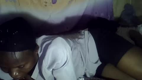 Snapshot of cute_leylah chatting on 5, 4, 2026 cute_leylah online show from 5, 4, 2026