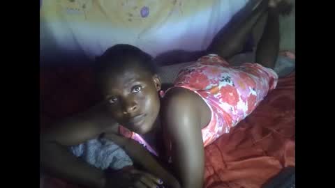Snapshot of cute_leylah chatting on 7, 4, 2026 cute_leylah online show from 7, 4, 2026