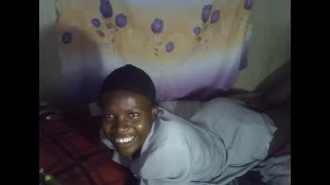 Snapshot of cute_leylah chatting on 18, 4, 2026 cute_leylah online show from 18, 4, 2026