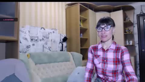 cute_lion_ online show from 1, 11, 2025