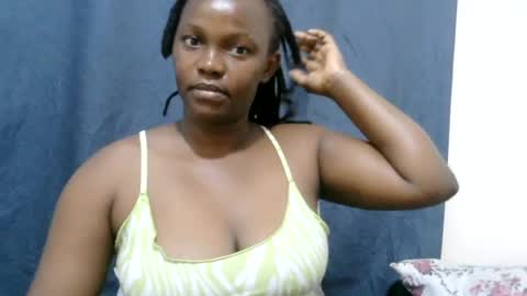 cute_lyn6 online show from 29, 6, 2026