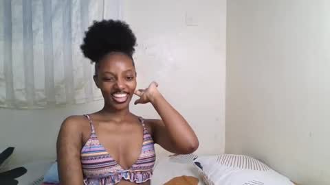 Snapshot of cute_messy chatting on 24, 6, 2026 cute messy online show from 24, 6, 2026