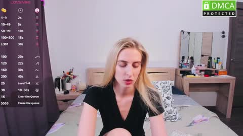 Snapshot of cute_milana chatting on 4, 4, 2026 Milana online show from 4, 4, 2026