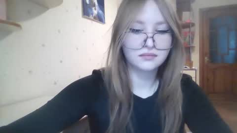 Snapshot of cute_minx chatting on 7, 2, 2026 Veronica online show from 7, 2, 2026