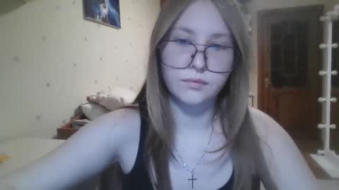 Snapshot of cute_minx chatting on 3, 3, 2026 Veronica online show from 3, 3, 2026