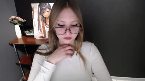 Snapshot of cute_minx chatting on 17, 3, 2026 Veronica online show from 17, 3, 2026