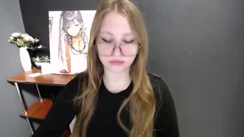 Snapshot of cute_minx chatting on 19, 5, 2026 Veronica online show from 19, 5, 2026