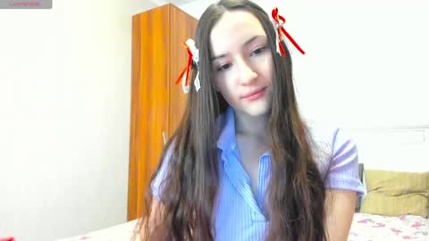 cute_nana2 online show from 18, 4, 2026