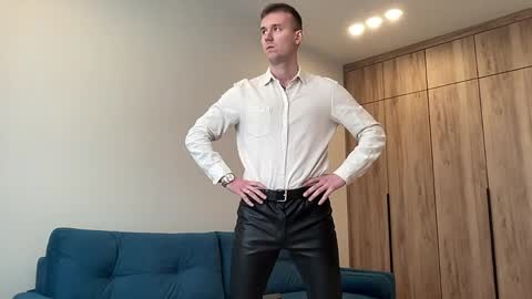 Snapshot of cute_skywalker chatting on 4, 4, 2026 cute_skywalker online show from 4, 4, 2026