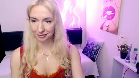 Snapshot of cute_smile_shy chatting on 9, 6, 2026 cute_smile_shy online show from 9, 6, 2026