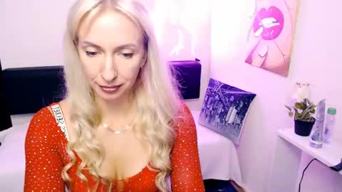 Snapshot of cute_smile_shy chatting on 9, 7, 2026 cute_smile_shy online show from 9, 7, 2026