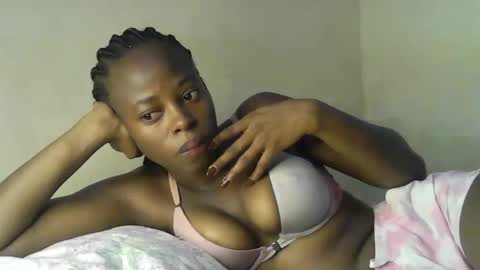 cute_sonny online show from 23, 12, 2025