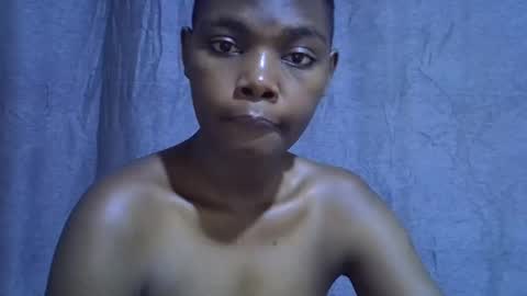 Snapshot of cute_tamara1 chatting on 13, 10, 2025 cute_tamara1 online show from 13, 10, 2025