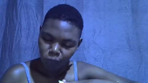 Snapshot of cute_tamara1 chatting on 14, 10, 2025 cute_tamara1 online show from 14, 10, 2025