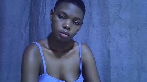 Snapshot of cute_tamara1 chatting on 18, 10, 2025 cute_tamara1 online show from 18, 10, 2025