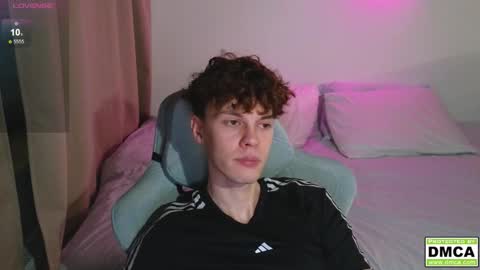 Snapshot of cute_thomas chatting on 9, 2, 2026 Thomas - online show from 9, 2, 2026