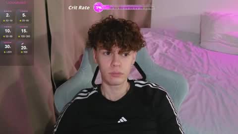 Snapshot of cute_thomas chatting on 8, 4, 2026 Thomas - online show from 8, 4, 2026