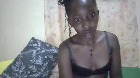 cute_xeniah online show from 29, 9, 2025