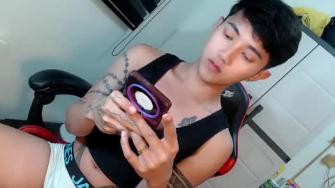 Snapshot of cuteasiancock98 chatting on 7, 4, 2026 Steph online show from 7, 4, 2026