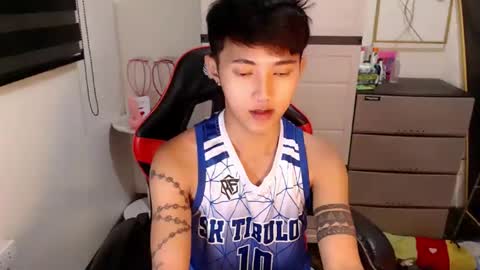 Snapshot of cuteasiancock98 chatting on 10, 4, 2026 Steph online show from 10, 4, 2026