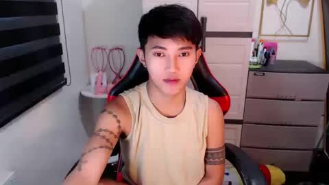 Snapshot of cuteasiancock98 chatting on 13, 4, 2026 Steph online show from 13, 4, 2026